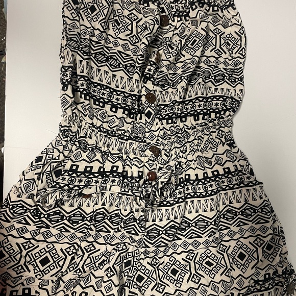 Nana USA women’s one piece romper. Elastic top. Women’s size medium. - Picture 1 of 6